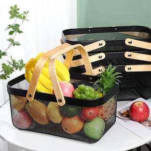 Metal Mesh Vegetable Basket