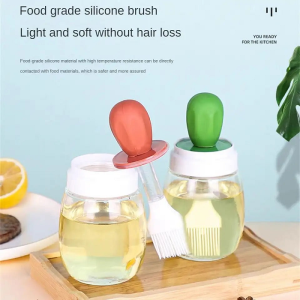 Oil Dispenser With Brush 2-in-1